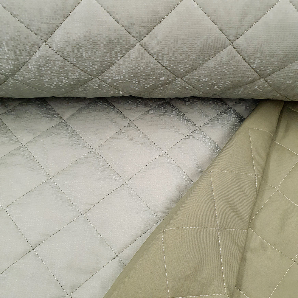 <div class='designation1'>Steppstoff</div><div class='designation2'>140cm, 100% PES, 265g/m2</div>