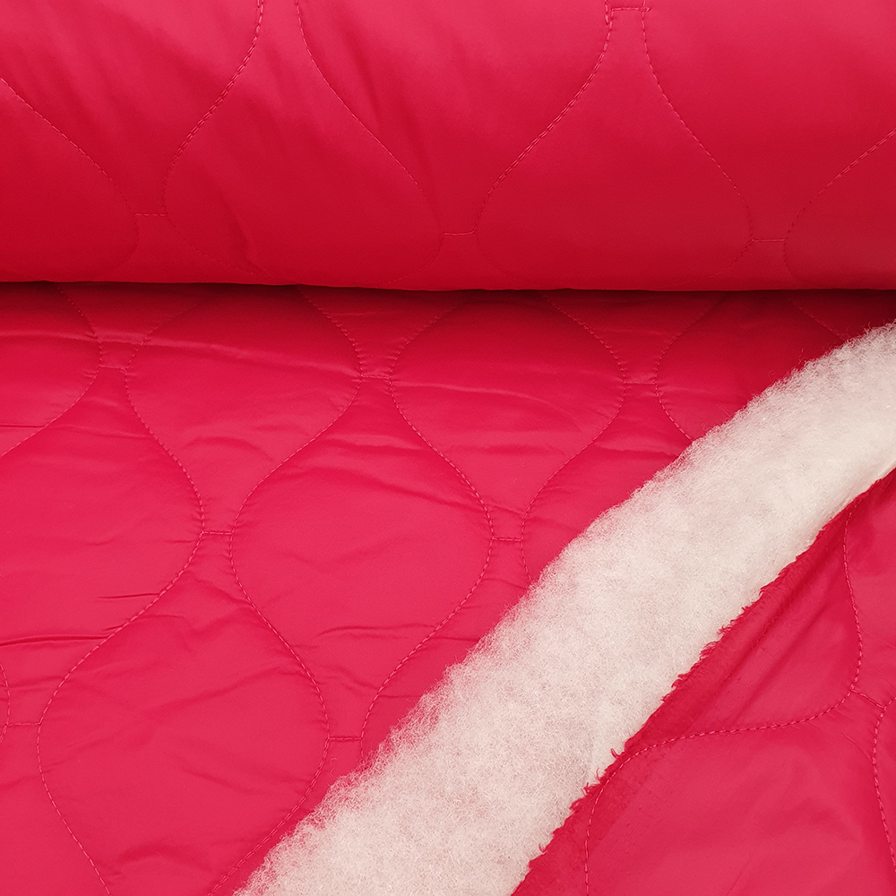 <div class='designation1'>Steppstoff wasserabweisend</div><div class='designation2'>140cm, 100% PA, 185g/m2</div>