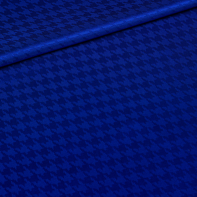 <div class='designation1'>Futterstoff</div><div class='designation2'>140 cm, 60% Acetat, 40% VI</div>