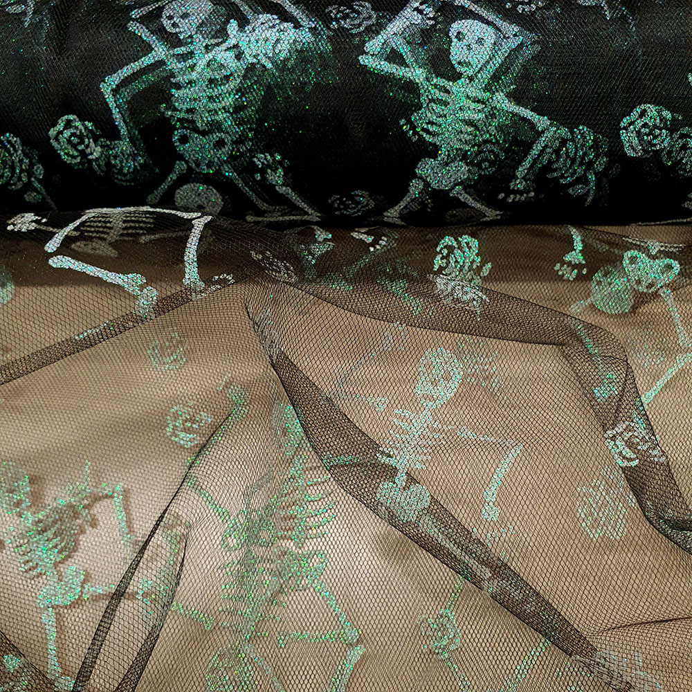 <div class='designation1'>Tüll</div><div class='designation2'>150cm, 80% PES, 20% Lurex, Öko-Tex</div>