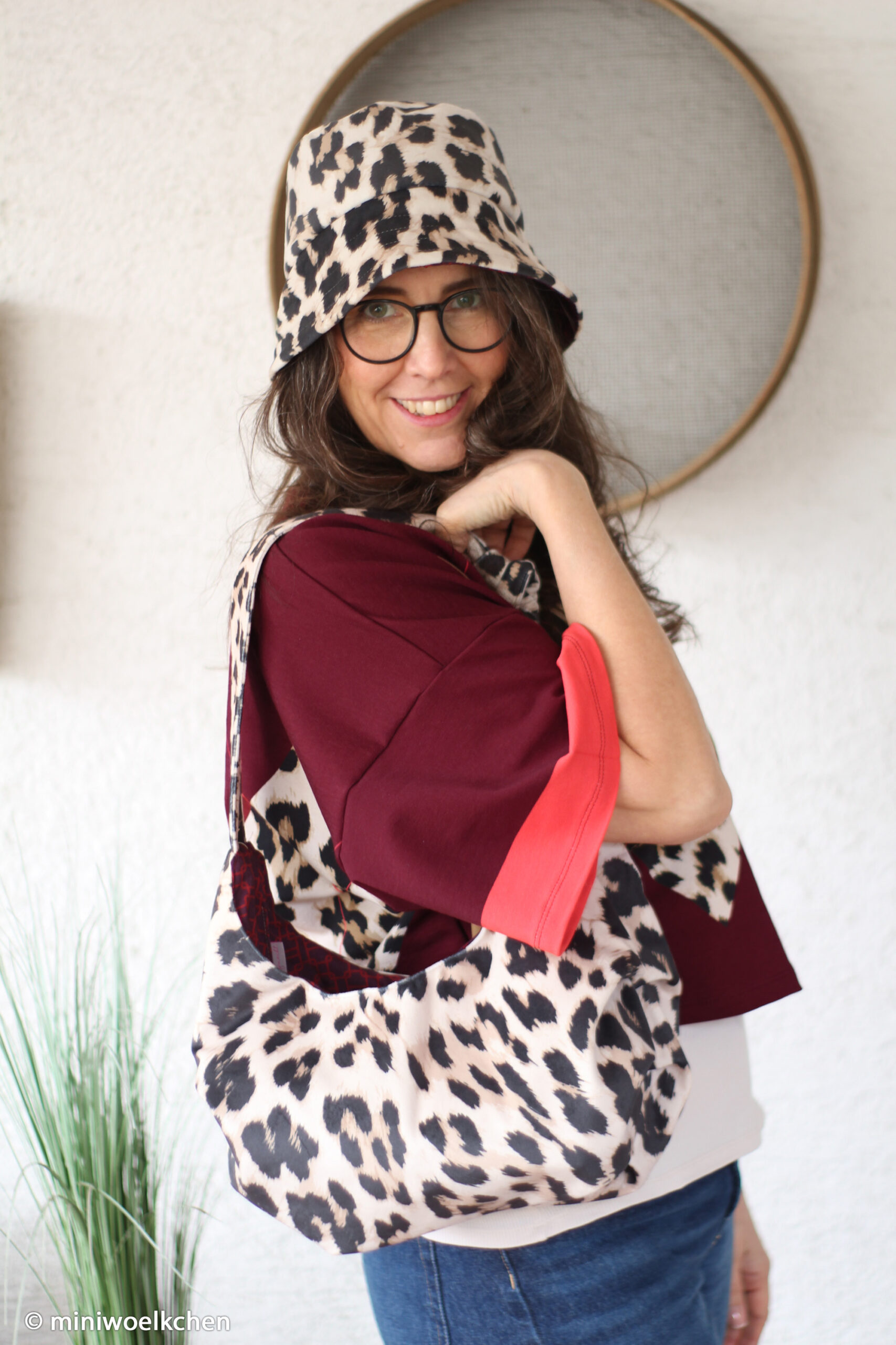 28600 Blusen Leoprin